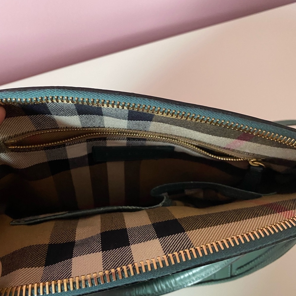 Burberry leather crossbody bag - Picture 5 of 8